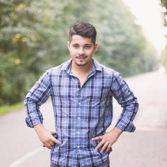 Meet your Posher, Daniel - Picture 1 of 1